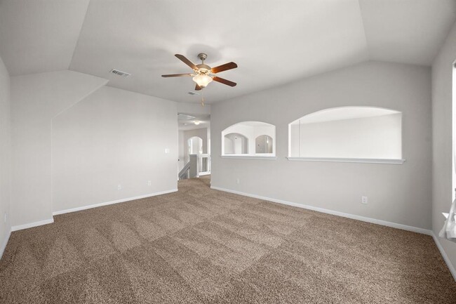 Building Photo - 5636 Sacco St