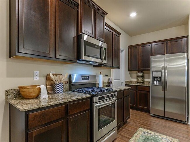 Building Photo - 151 Centennial Ridge Dr