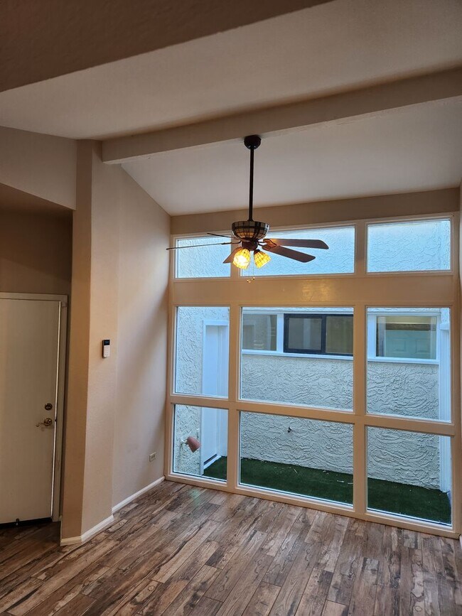 Building Photo - 4615 E Monte Way