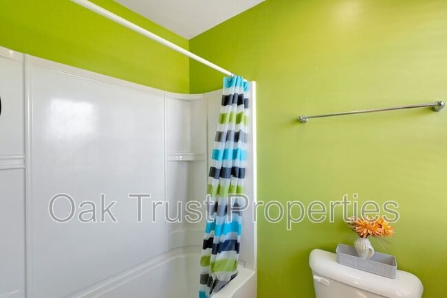 Building Photo - 113 Swiftwater Way