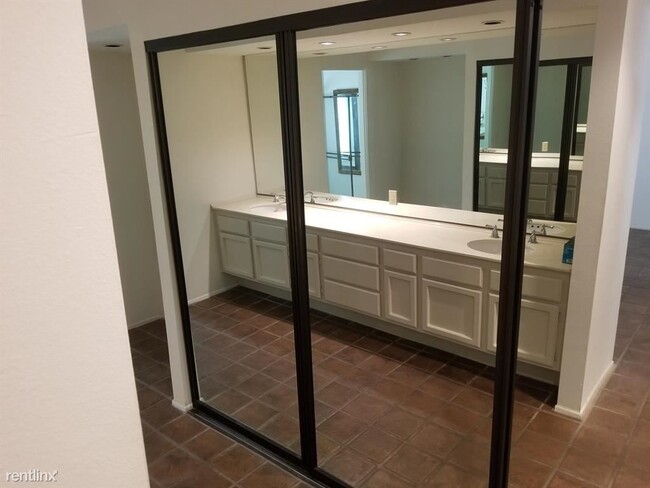 Building Photo - 2 br, 2 bath House - 2873 N Andalucia Ct