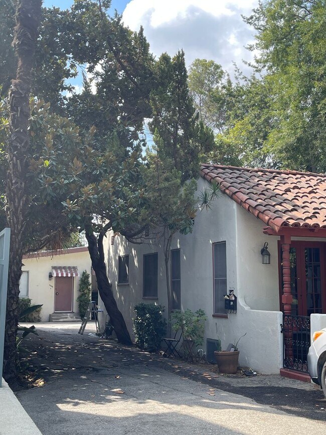 Building Photo - 4448-4450 Avocado St