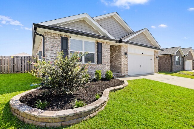 Building Photo - 1016 Limpkin St