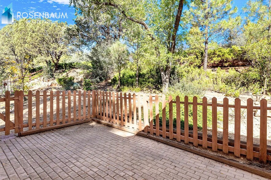 Building Photo - Beautiful 2-beds, 2-baths home in the desirable community of Hidden Valley Ranch, Prescott!