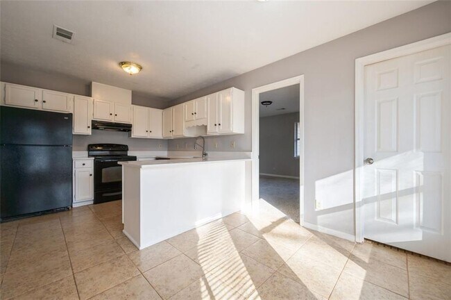 Building Photo - 1258 Minhinette Dr