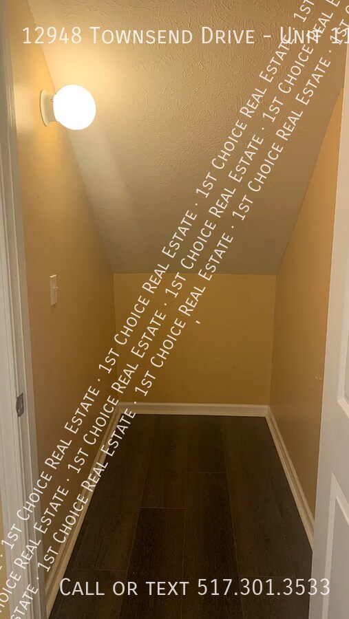 Building Photo - 12948 Townsend Dr