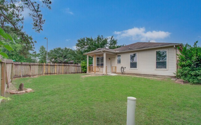 Building Photo - 24135 Pinecreek Point