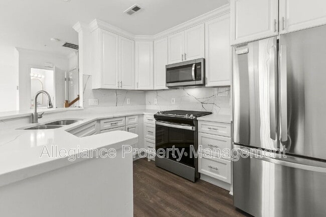 Building Photo - 45490 Whistling Terrace