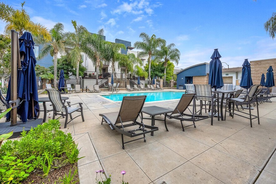 Building Photo - 5410 W 149th Pl