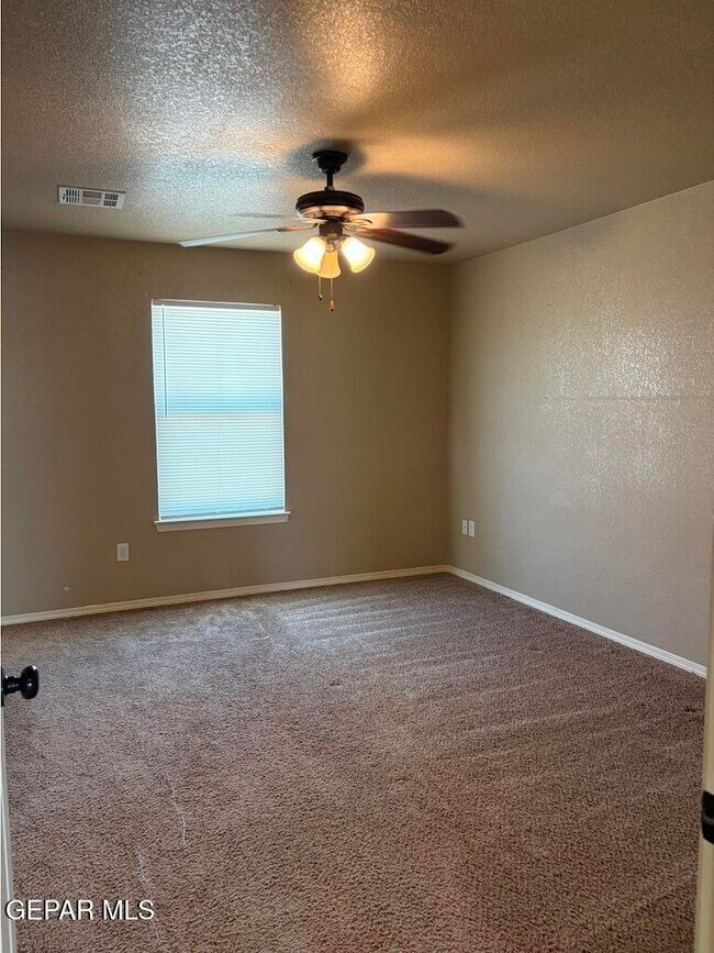 Building Photo - 7029 Copper Town Dr