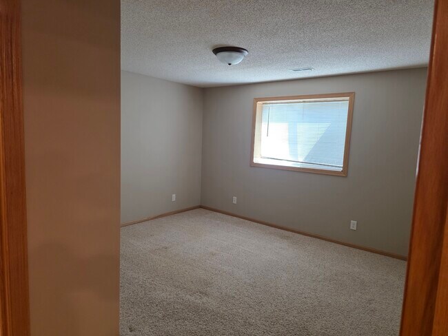 Bedroom #3 - 804 Ivy Ridge Ln