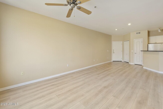 Building Photo - 1701 E Colter St