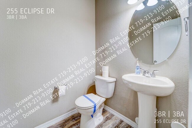 Building Photo - 255 Eclipse Dr