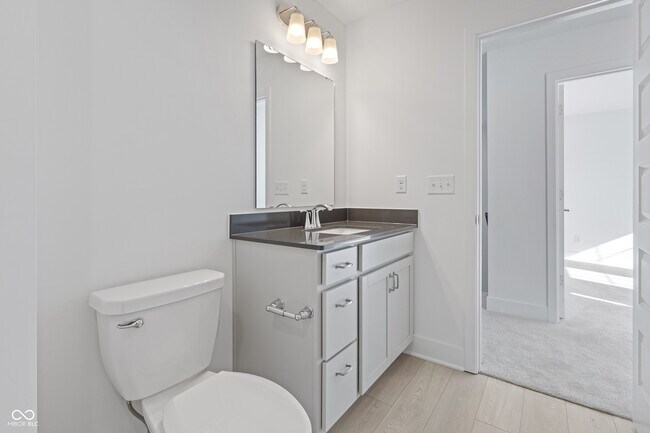 Building Photo - 15440 Cardonia Rd