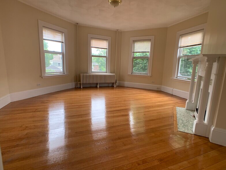 Building Photo - 80 Corey Rd