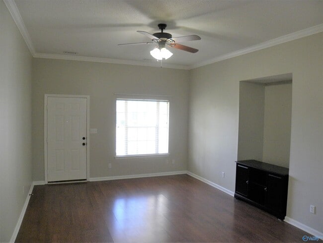 Building Photo - 258 Mountain Creek Dr