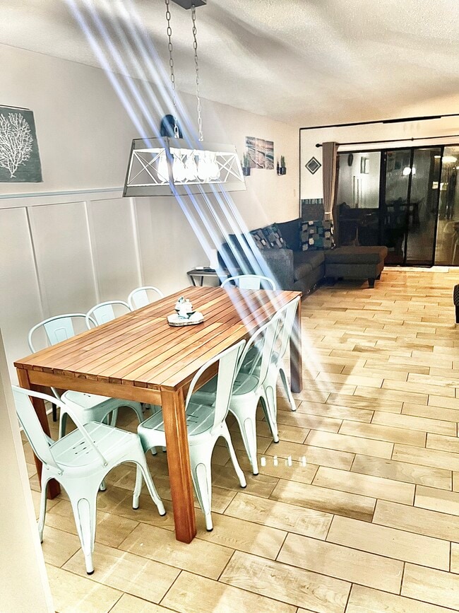 Building Photo - 1809 Crooked Pine Dr