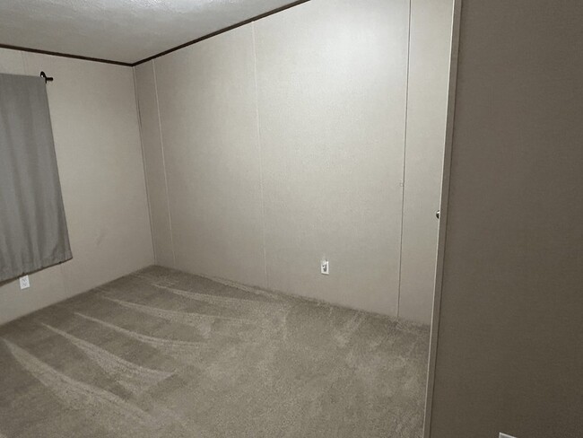 Building Photo - 14500 W Stagecoach Dr