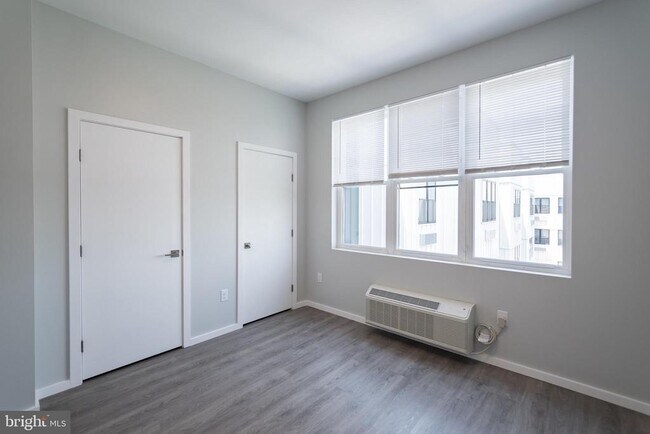 Building Photo - 4124 Haverford Ave