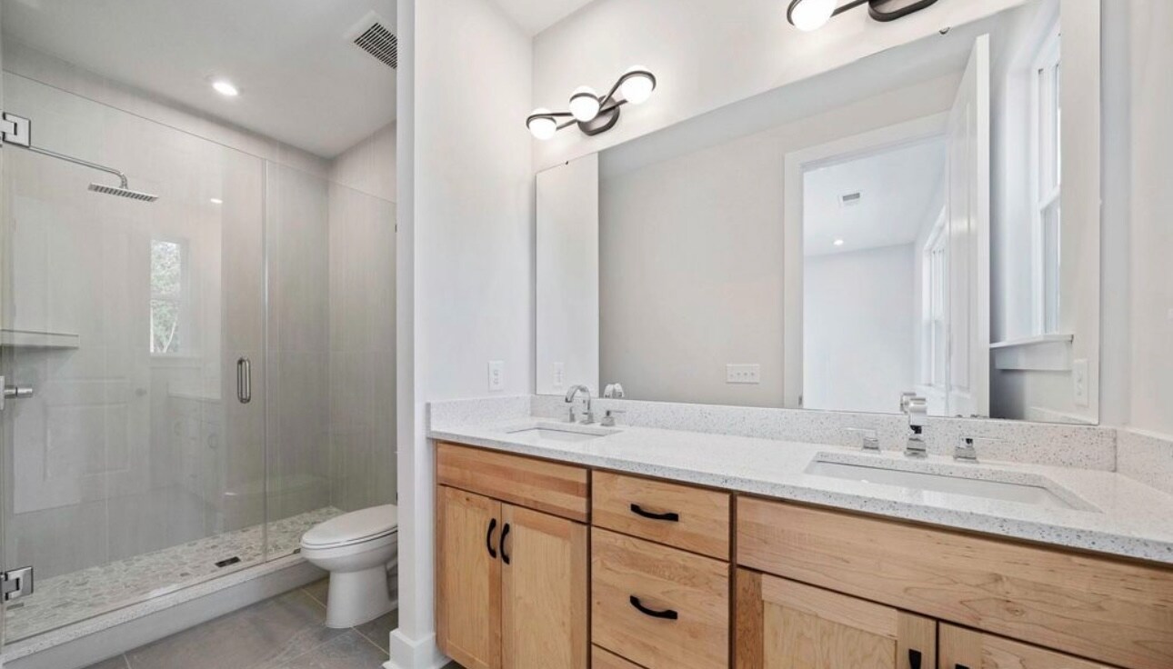 Building Photo - Room in Townhome on Levy Wy