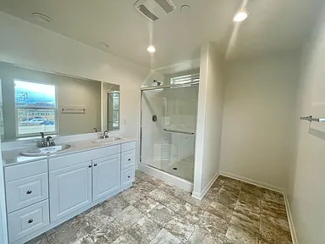 Building Photo - 20182 Sanquinella Cir