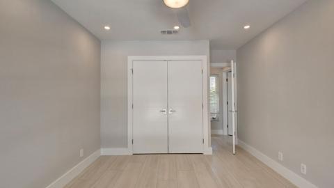 Building Photo - 6813 Viento Way
