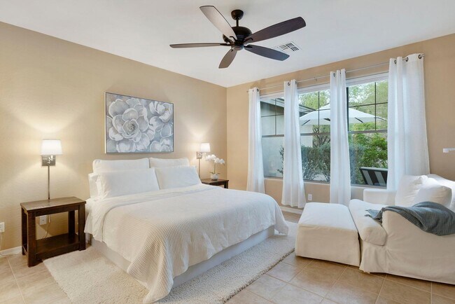 Building Photo - 11489 E Raintree Dr