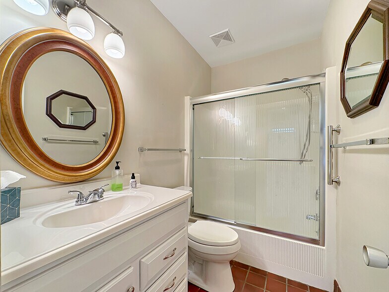 Building Photo - 609 Indian Springs Ct