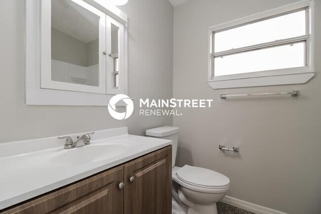 Building Photo - 3 Bedroom Pet-Friendly Home in Orlando, FL...