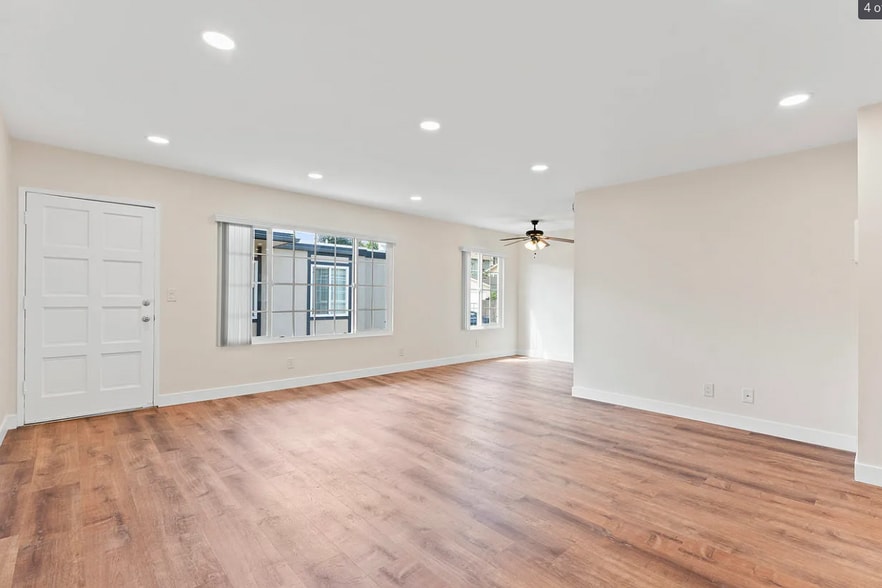 Building Photo - 4572 Nebo Dr