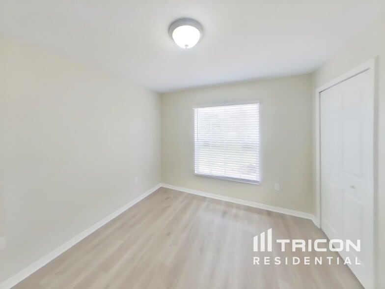 Building Photo - 6534 Covewood Dr