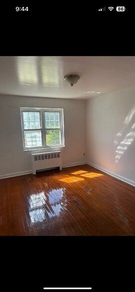 Building Photo - 40 Ellington St