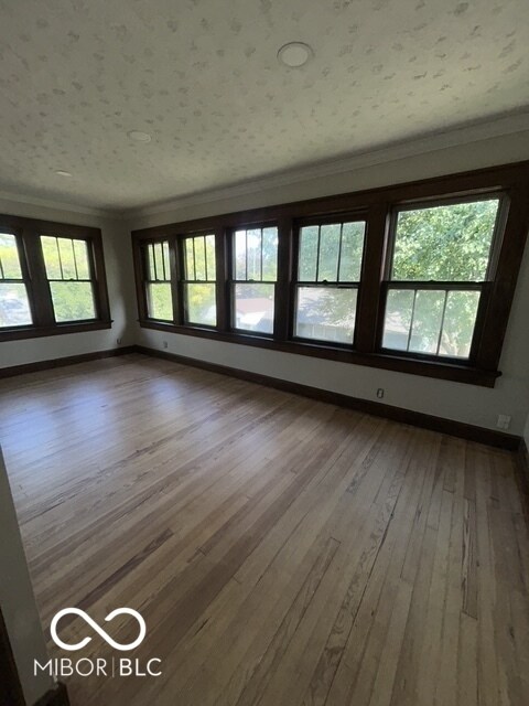 Building Photo - 811 Dequincy St