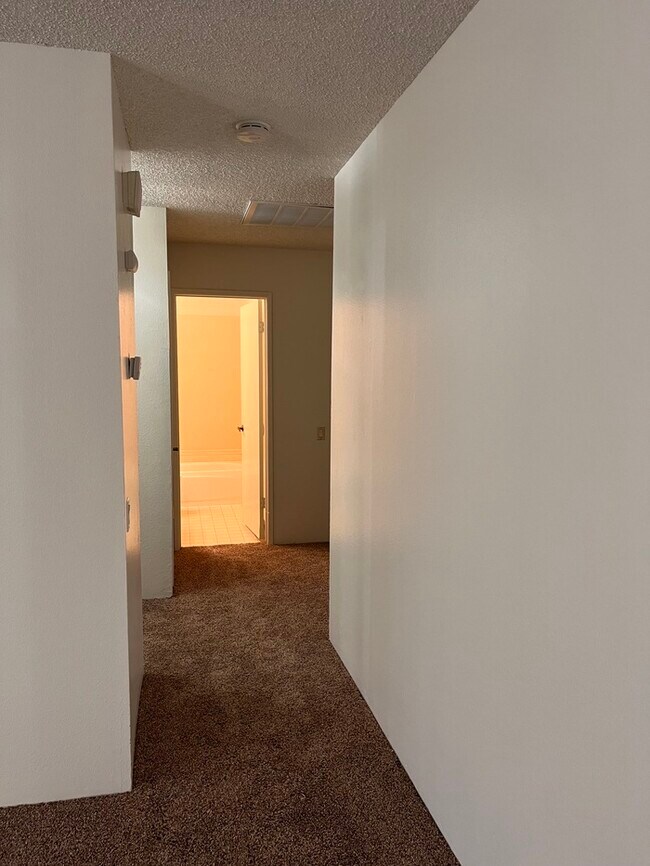 Building Photo - 4745 Olive Oak Way