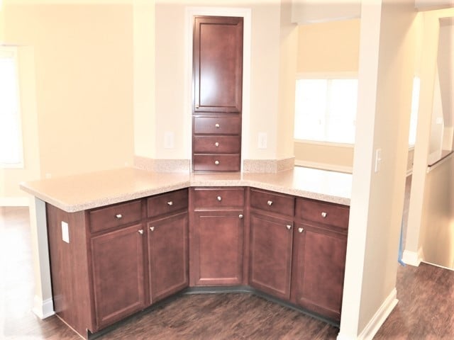 Building Photo - 386 Hemhill Dr
