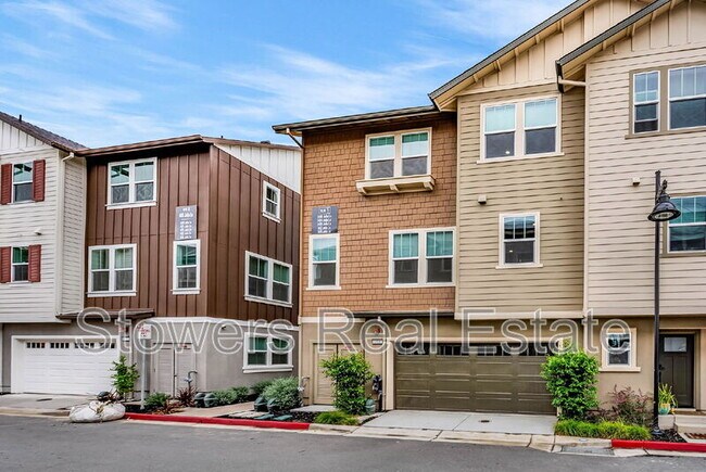 Building Photo - 1416 Julia Ln