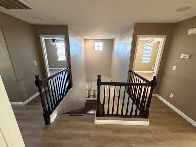 Building Photo - 9196 Grand Sunburst Ct