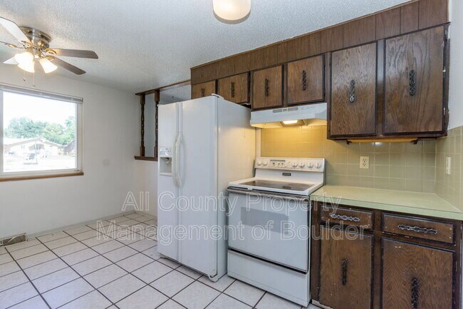 Building Photo - 279 Caywood Ct