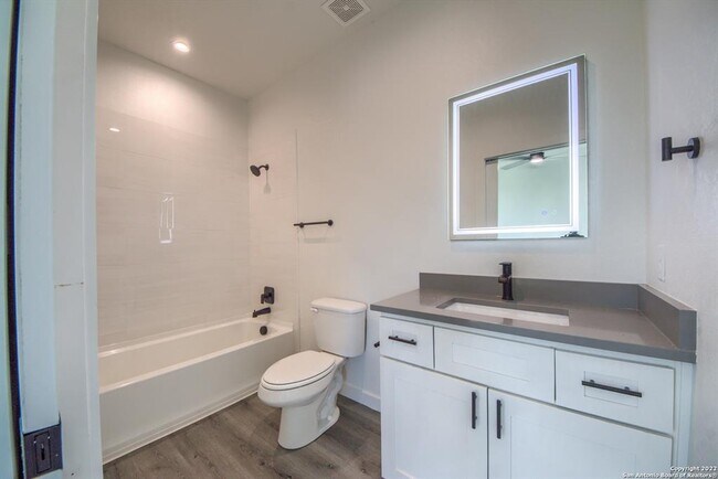 Building Photo - 2066 Dry Creek