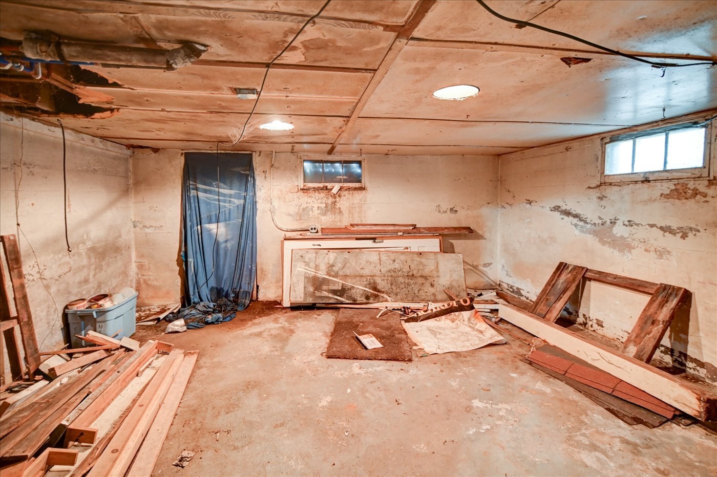 Building Photo - 205 S Fair Oaks Ave