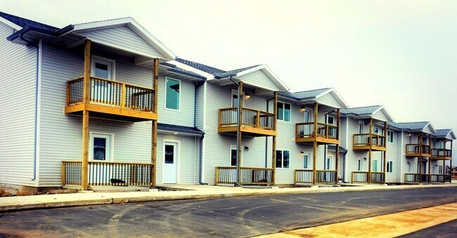 Building Photo - Welcome to Lipton Apartments – Your New Ho...