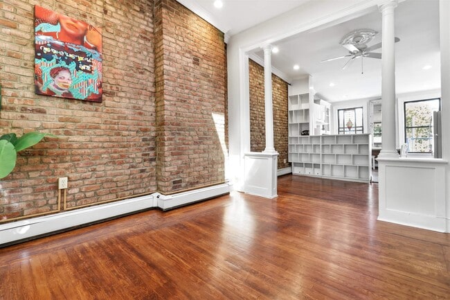 Building Photo - 638 Jersey Ave