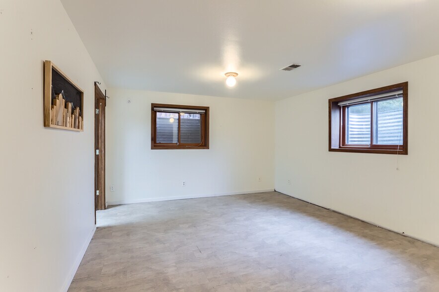 Partially Finished Basement - 1506 Fisk Ct