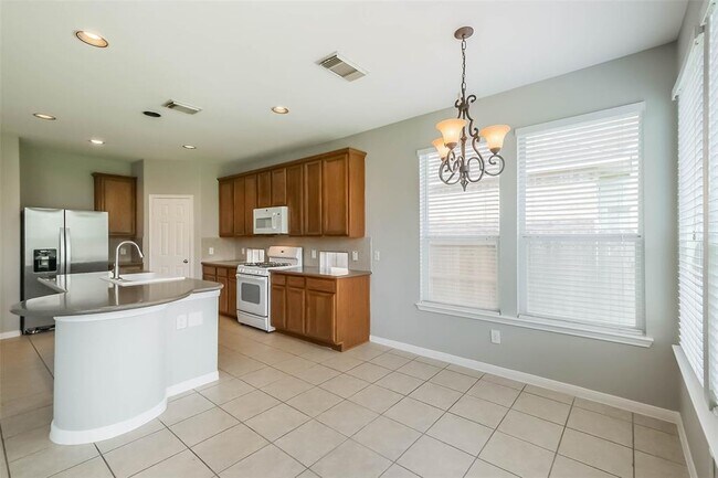 Building Photo - 17627 Quiet Loch Ln