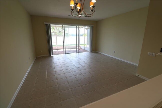 Building Photo - 4866 Pond Ridge Dr