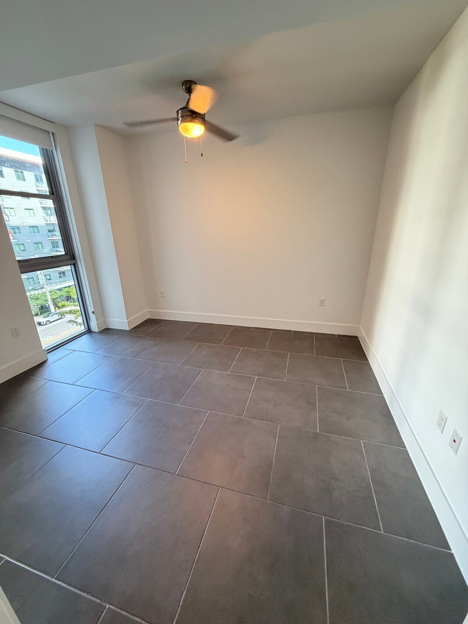 Building Photo - 132 NE 22nd St