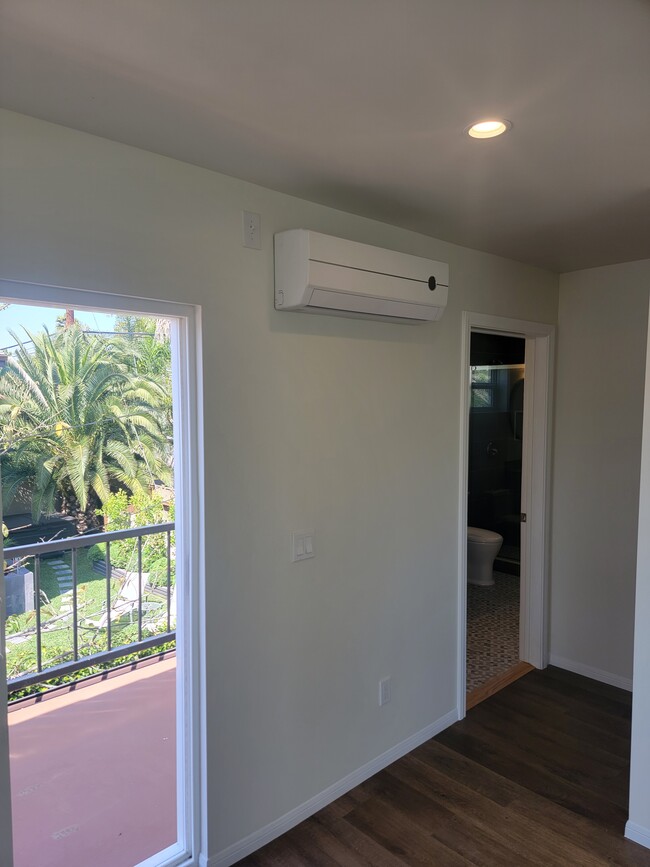 Master Bedroom - 5717 Airdrome St