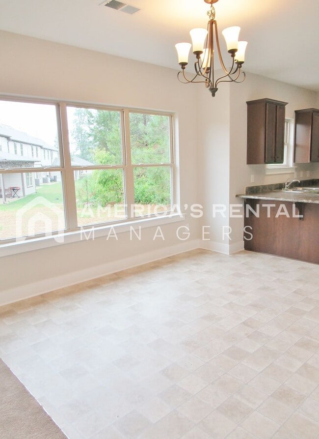 Building Photo - DEPOSIT PENDING! Beautiful Town Home with Garage in Chelsea... Available to View Now!!!