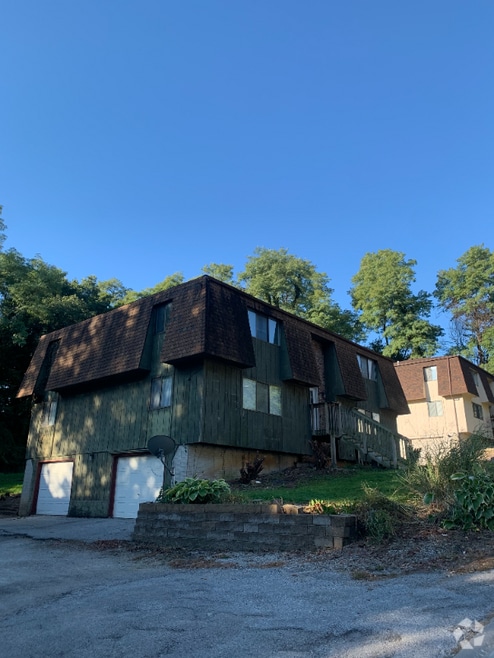 Building Photo - 3223 Schuetzen Ln