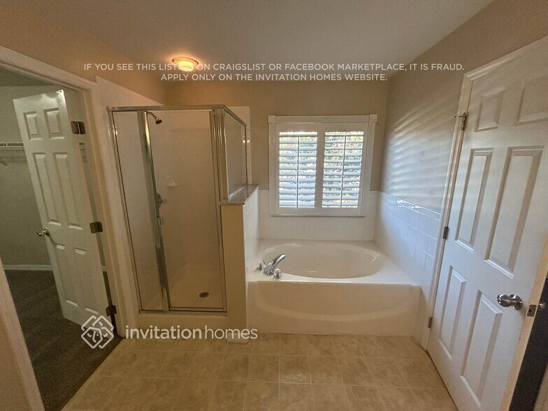 Building Photo - 2258 Blackwood Dr